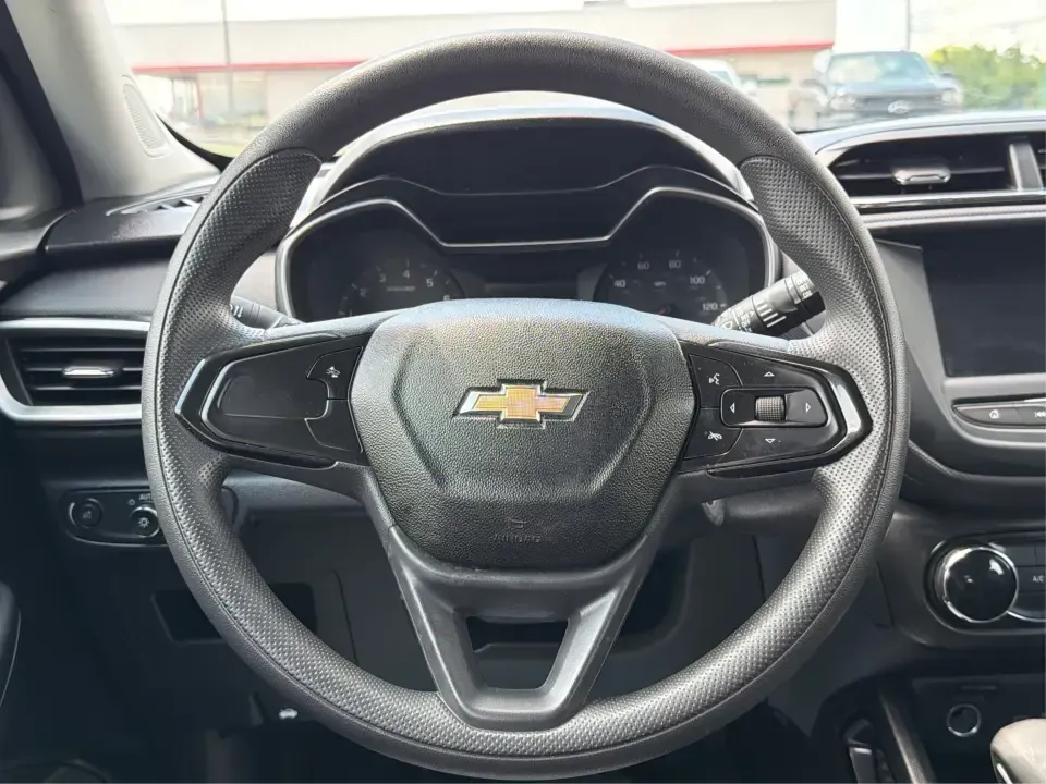 2021 Chevrolet Trailblazer LS (KL79MMS20MB) with an ECOTEC 1.2L I-3 gasoline direct injection engine, Continuously Variable Transmission (CVT) transmission, located at 4508 South Dixie Dr, Moraine, OH, 45439, (937) 908-9800, 39.689976, -84.218452 - Need a smart, city-friendly SUV for the daily commute down South Dixie Drive, quick errands near the Dayton Mall, and weekend escapes to Carillon Historical Park or Riverscape MetroPark? This 2021 Chevrolet Trailblazer LS in Summit White brings the right mix of practicality, modern safety tech, and- Photo#16