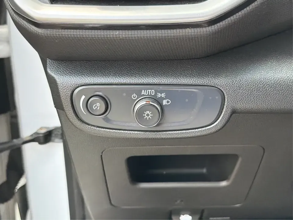 2021 Chevrolet Trailblazer LS (KL79MMS20MB) with an ECOTEC 1.2L I-3 gasoline direct injection engine, Continuously Variable Transmission (CVT) transmission, located at 4508 South Dixie Dr, Moraine, OH, 45439, (937) 908-9800, 39.689976, -84.218452 - Need a smart, city-friendly SUV for the daily commute down South Dixie Drive, quick errands near the Dayton Mall, and weekend escapes to Carillon Historical Park or Riverscape MetroPark? This 2021 Chevrolet Trailblazer LS in Summit White brings the right mix of practicality, modern safety tech, and- Photo#17