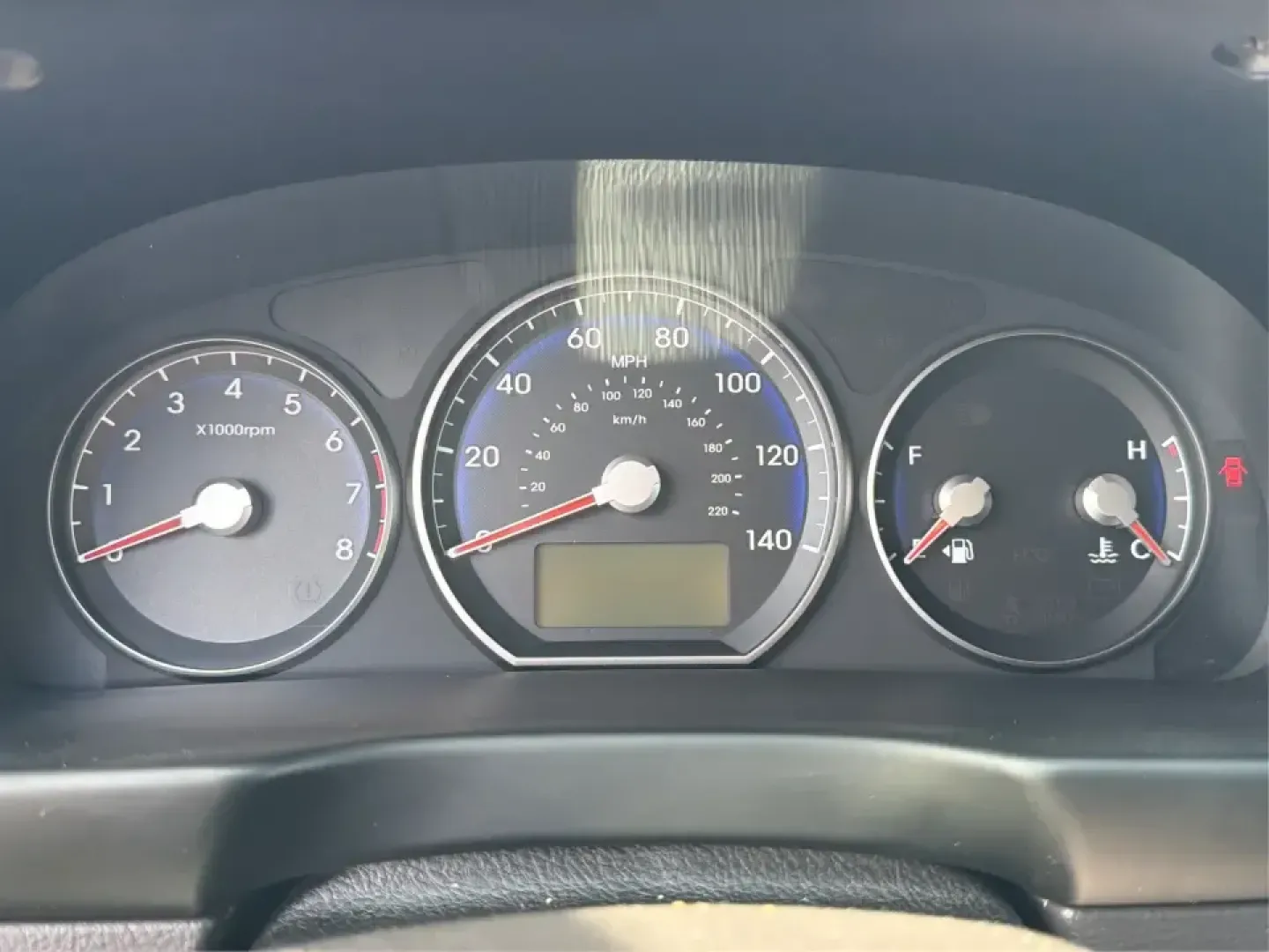 2011 Hyundai Santa Fe GL(Middle-low grade) (5XYZG3AB9BG) with an 2.4L I-4 DOHC engine, located at 1099 N County Rd 25A , Troy, OH, 45373, (937) 908-9800, 40.057079, -84.212883 - Weekend getaways to Hocking Hills, daily commutes down I75, or the after-school shuttle with sports gear in the back-this 2011 Hyundai Santa Fe GL is the kind of SUV that fits real life in and around Troy. With its practical size, confident road manners, and versatile cargo space, it's a smart pick- Photo#14