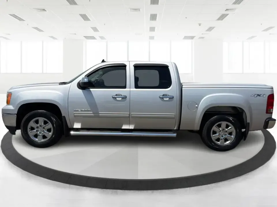 2011 GMC Sierra SLE (3GTP2VE36BG) with an Other engine, located at 1230 East Main St, Xenia, OH, 45385, (937) 908-9800, 39.688026, -83.910172 - Need a truck that can handle Ohio winters, weekend projects, and the kind of road trips that start with a coffee on E Main St and end with a loaded bed at the lake? This 2011 GMC Sierra SLE in Pure Silver Metallic is built for real life-hauling, towing, commuting, and exploring-without feeling like- Photo#5