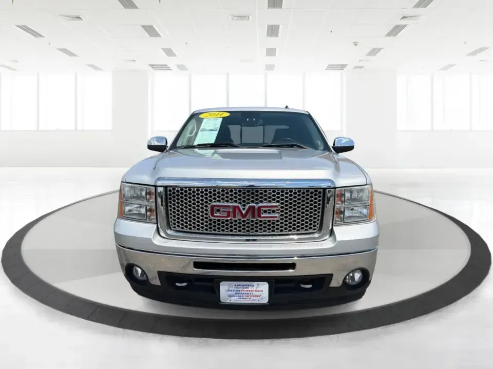 2011 GMC Sierra SLE (3GTP2VE36BG) with an Other engine, located at 1230 East Main St, Xenia, OH, 45385, (937) 908-9800, 39.688026, -83.910172 - Need a truck that can handle Ohio winters, weekend projects, and the kind of road trips that start with a coffee on E Main St and end with a loaded bed at the lake? This 2011 GMC Sierra SLE in Pure Silver Metallic is built for real life-hauling, towing, commuting, and exploring-without feeling like- Photo#7