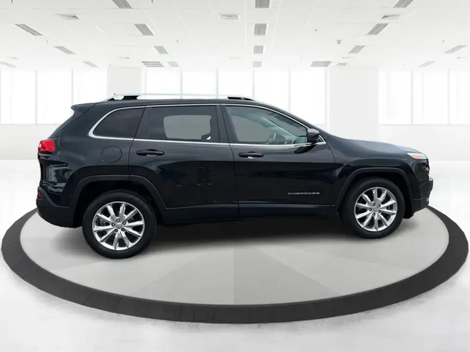2014 Jeep Cherokee Limited (1C4PJLDB6EW) with an Other engine, located at 8750 N County Rd 25A, Piqua, OH, 45356, (937) 908-9800, 40.164391, -84.232513 - Adventure-ready comfort meets everyday practicality in this 2014 Jeep Cherokee Limited-an ideal fit for commuters heading up I-75, families shuttling between school and practice, or weekend explorers chasing fresh air at Lockington Locks or along the Great Miami River. Finished in Brilliant Black Cr- Photo#1