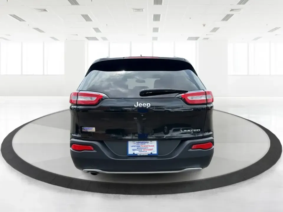 2014 Jeep Cherokee Limited (1C4PJLDB6EW) with an Other engine, located at 8750 N County Rd 25A, Piqua, OH, 45356, (937) 908-9800, 40.164391, -84.232513 - Adventure-ready comfort meets everyday practicality in this 2014 Jeep Cherokee Limited-an ideal fit for commuters heading up I-75, families shuttling between school and practice, or weekend explorers chasing fresh air at Lockington Locks or along the Great Miami River. Finished in Brilliant Black Cr- Photo#3