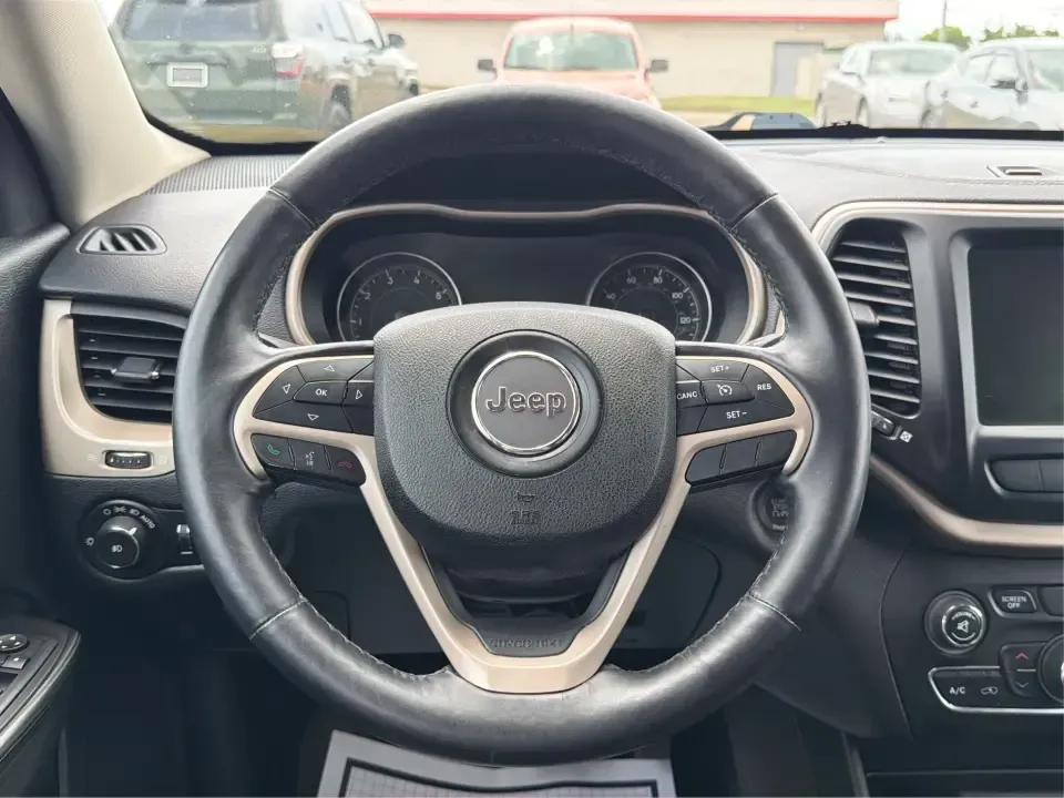 2014 Jeep Cherokee Limited (1C4PJLDB6EW) with an Other engine, located at 8750 N County Rd 25A, Piqua, OH, 45356, (937) 908-9800, 40.164391, -84.232513 - Adventure-ready comfort meets everyday practicality in this 2014 Jeep Cherokee Limited-an ideal fit for commuters heading up I-75, families shuttling between school and practice, or weekend explorers chasing fresh air at Lockington Locks or along the Great Miami River. Finished in Brilliant Black Cr- Photo#16