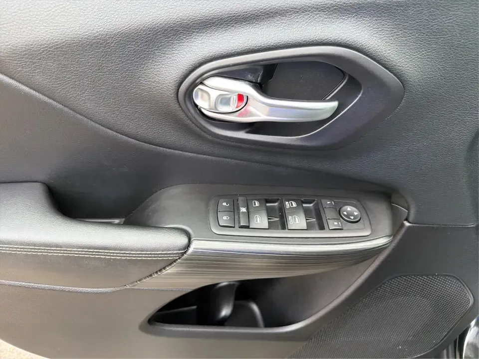 2014 Jeep Cherokee Limited (1C4PJLDB6EW) with an Other engine, located at 8750 N County Rd 25A, Piqua, OH, 45356, (937) 908-9800, 40.164391, -84.232513 - Adventure-ready comfort meets everyday practicality in this 2014 Jeep Cherokee Limited-an ideal fit for commuters heading up I-75, families shuttling between school and practice, or weekend explorers chasing fresh air at Lockington Locks or along the Great Miami River. Finished in Brilliant Black Cr- Photo#19