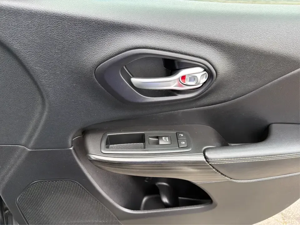 2014 Jeep Cherokee Limited (1C4PJLDB6EW) with an Other engine, located at 8750 N County Rd 25A, Piqua, OH, 45356, (937) 908-9800, 40.164391, -84.232513 - Adventure-ready comfort meets everyday practicality in this 2014 Jeep Cherokee Limited-an ideal fit for commuters heading up I-75, families shuttling between school and practice, or weekend explorers chasing fresh air at Lockington Locks or along the Great Miami River. Finished in Brilliant Black Cr- Photo#20