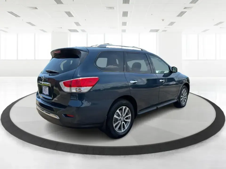 2015 Nissan Pathfinder S (5N1AR2MM9FC) with an 3.5L V-6 DOHC engine, located at 1099 N County Rd 25A , Troy, OH, 45373, (937) 908-9800, 40.057079, -84.212883 - Need one vehicle that can handle weekday school runs, a long I75 commute, and a spontaneous weekend escape to Charleston Falls Preserve? This 2015 Nissan Pathfinder S in Arctic Blue Metallic is a versatile 3-row crossover built for real-life Ohio driving-roomy for growing families, comfortable for r- Photo#2