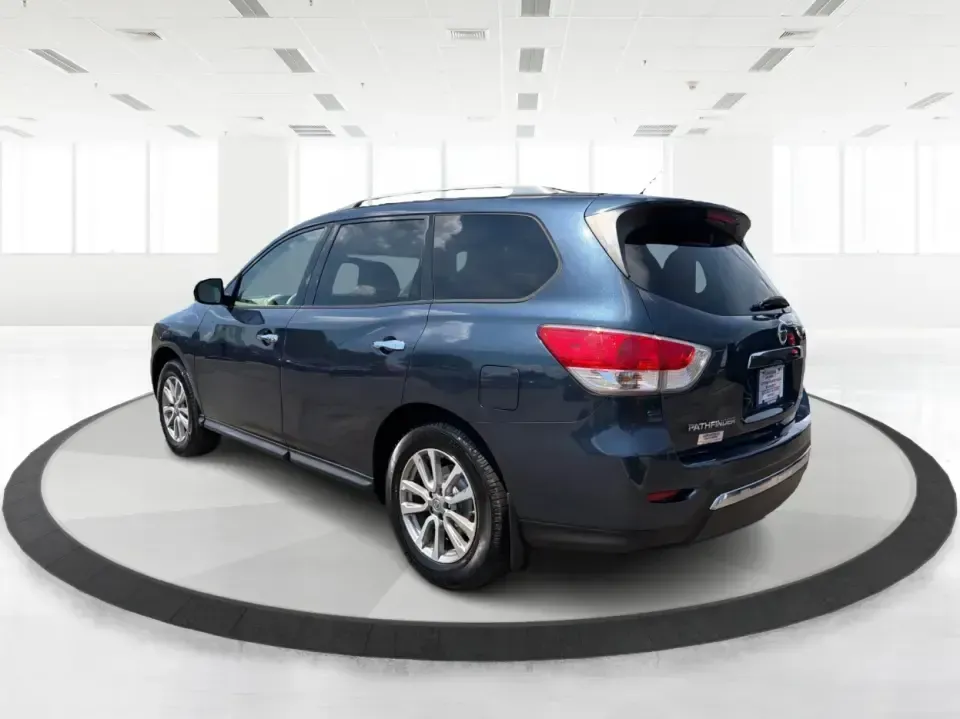 2015 Nissan Pathfinder S (5N1AR2MM9FC) with an 3.5L V-6 DOHC engine, located at 1099 N County Rd 25A , Troy, OH, 45373, (937) 908-9800, 40.057079, -84.212883 - Need one vehicle that can handle weekday school runs, a long I75 commute, and a spontaneous weekend escape to Charleston Falls Preserve? This 2015 Nissan Pathfinder S in Arctic Blue Metallic is a versatile 3-row crossover built for real-life Ohio driving-roomy for growing families, comfortable for r- Photo#4