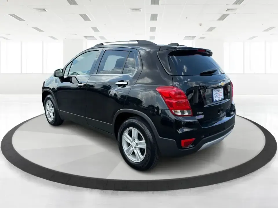 2018 Chevrolet Trax 1LT (3GNCJLSB6JL) with an ECOTEC 1.4L I-4 DOHC engine, located at 4508 South Dixie Dr, Moraine, OH, 45439, (937) 908-9800, 39.689976, -84.218452 - Need a compact SUV that fits real life in the Miami Valley-school drop-offs, I75 commutes, and quick weekend escapes to Carillon Historical Park or a stroll around the Dayton Art Institute? This 2018 Chevrolet Trax 1LT is an easy-to-live-with choice for busy schedules and tight parking spots, while- Photo#4