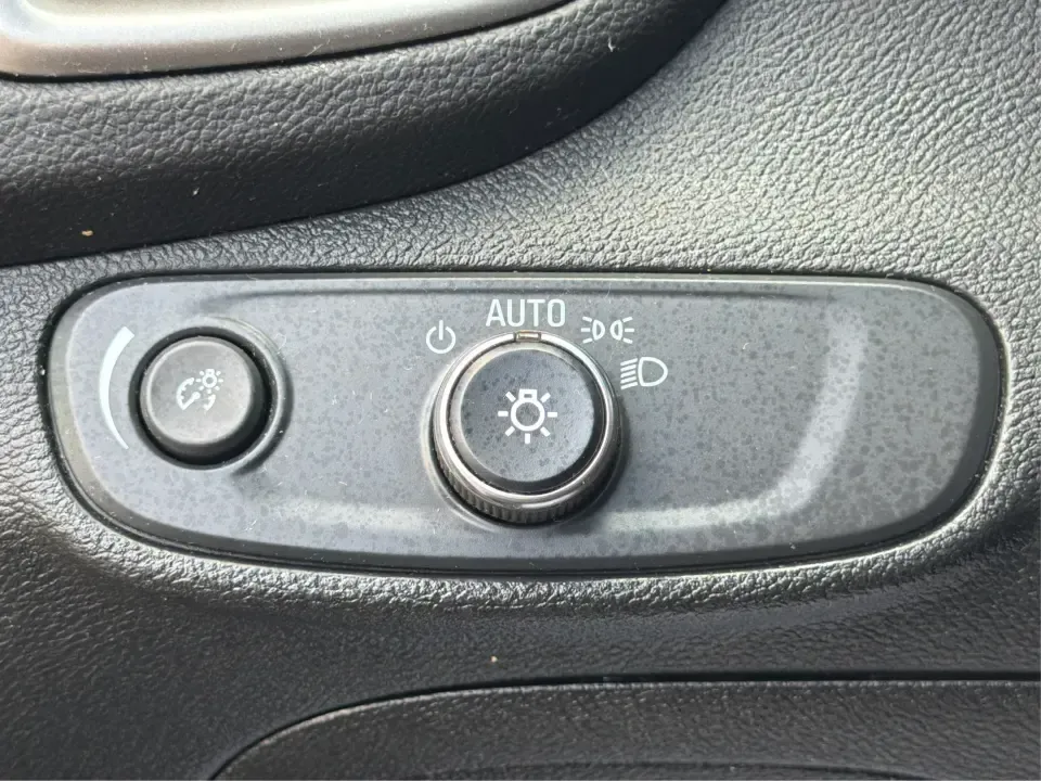 2018 Chevrolet Trax 1LT (3GNCJLSB6JL) with an ECOTEC 1.4L I-4 DOHC engine, located at 4508 South Dixie Dr, Moraine, OH, 45439, (937) 908-9800, 39.689976, -84.218452 - Need a compact SUV that fits real life in the Miami Valley-school drop-offs, I75 commutes, and quick weekend escapes to Carillon Historical Park or a stroll around the Dayton Art Institute? This 2018 Chevrolet Trax 1LT is an easy-to-live-with choice for busy schedules and tight parking spots, while- Photo#17
