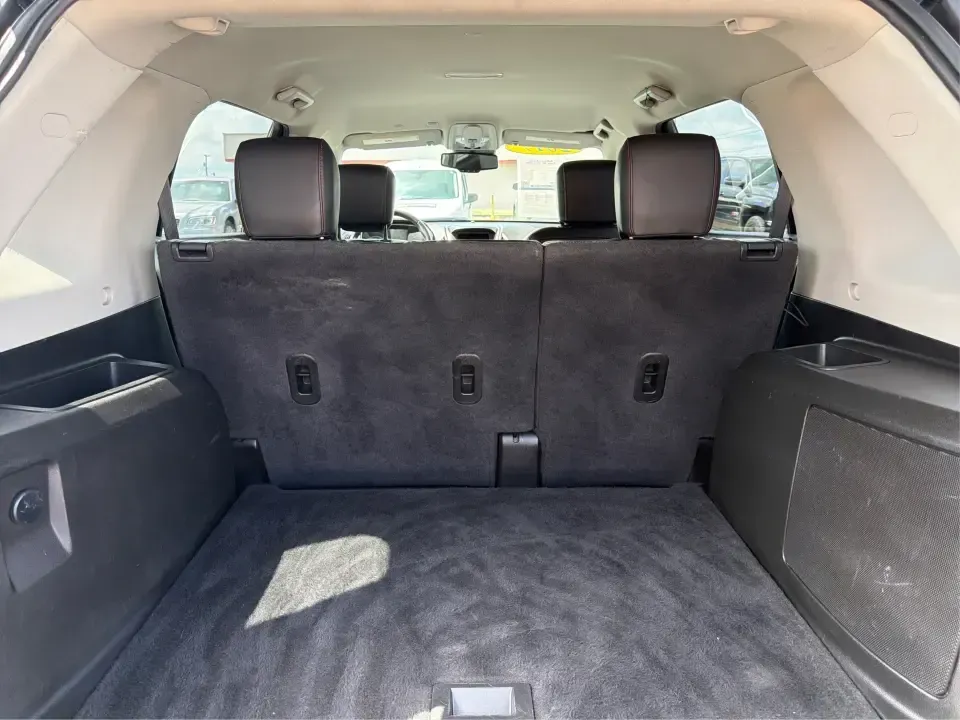 2017 GMC Terrain SLT AWD (2GKFLUEK5H6) with an 2.4L L4 DOHC 16V engine, 6-Speed Automatic transmission, located at 1184 Kauffman Ave, Fairborn, OH, 45324, (937) 908-9800, 39.807072, -84.030914 - Need a capable SUV that can handle Ohio weather, school drop-offs, and spontaneous weekend getaways without feeling like a chore? This 2017 GMC Terrain SLT AWD is built for real life-comfortable for daily commuting to Wright-Patterson AFB, confident on rainy I-675 drives, and roomy enough for shoppi- Photo#12