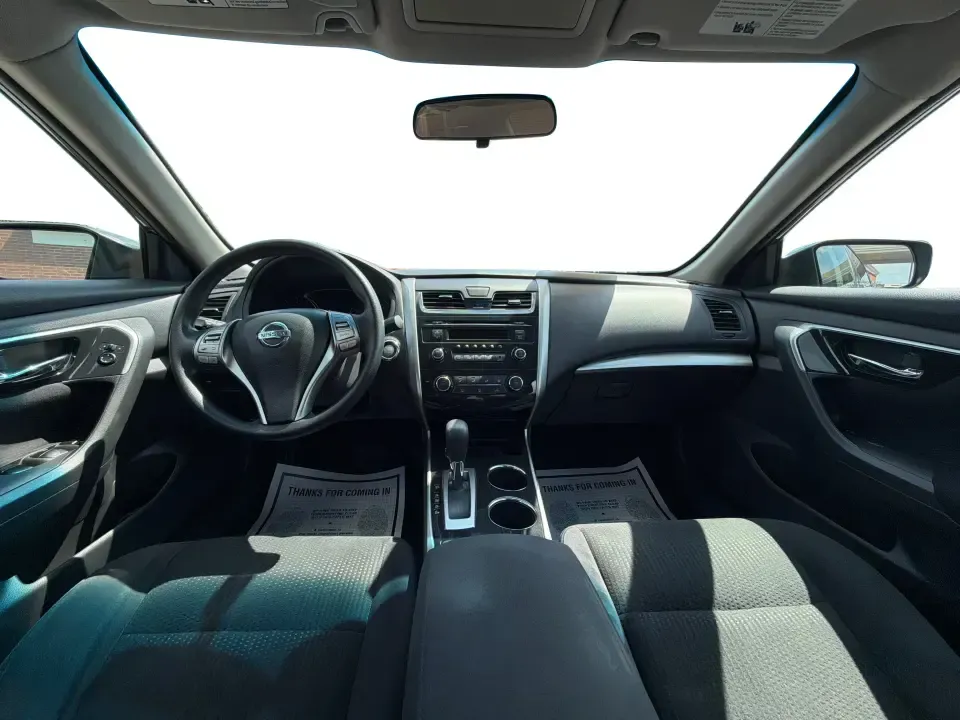 2014 Nissan Altima 2.5 SL (1N4AL3AP4EN) with an 2.5L L4 DOHC 16V engine, Continuously Variable Transmission transmission, located at 8750 N County Rd 25A, Piqua, OH, 45356, (937) 908-9800, 40.164391, -84.232513 - Need a comfortable, fuel-sipping sedan for the daily commute from Piqua to Troy, Dayton, or Sidney-while still being road-trip ready for a weekend at Indian Lake or a Reds game in Cincinnati? This 2014 Nissan Altima 2.5 SL is built for real-life driving: smooth on I75, easy to park around downtown P- Photo#20