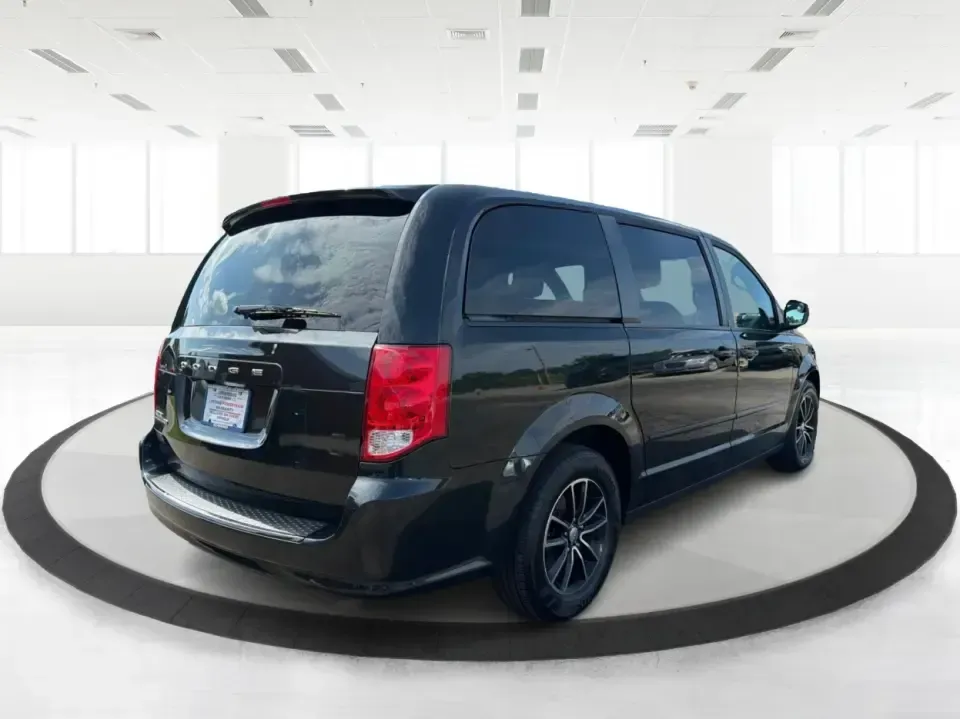 2016 Dodge Grand Caravan SXT (2C4RDGCG4GR) with an 3.6L V6 DOHC 24V engine, 6-Speed Automatic transmission, located at 1099 N County Rd 25A , Troy, OH, 45373, (937) 908-9800, 40.057079, -84.212883 - Load up the kids, the groceries, and the weekend plans-this 2016 Dodge Grand Caravan SXT is built for real life in Troy, Ohio, whether you're running school drop-offs, commuting to Dayton, or packing up for a road trip to Hocking Hills. With seating for 7 and a flexible interior, it's a smart pick f- Photo#2