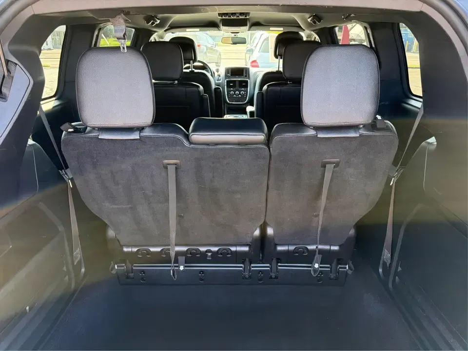 2016 Dodge Grand Caravan SXT (2C4RDGCG4GR) with an 3.6L V6 DOHC 24V engine, 6-Speed Automatic transmission, located at 1099 N County Rd 25A , Troy, OH, 45373, (937) 908-9800, 40.057079, -84.212883 - Load up the kids, the groceries, and the weekend plans-this 2016 Dodge Grand Caravan SXT is built for real life in Troy, Ohio, whether you're running school drop-offs, commuting to Dayton, or packing up for a road trip to Hocking Hills. With seating for 7 and a flexible interior, it's a smart pick f- Photo#20
