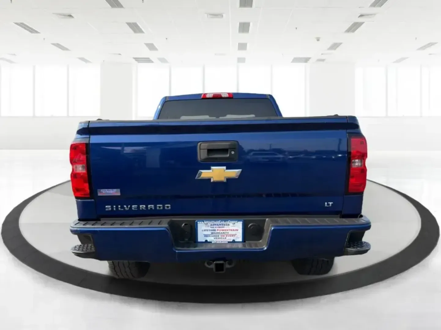 2014 Chevrolet Silverado 1500 1LT Double Cab 4WD (1GCVKREC9EZ) with an 5.3L V8 OHV 16V engine, 6-Speed Automatic transmission, located at 1184 Kauffman Ave, Fairborn, OH, 45324, (937) 908-9800, 39.807072, -84.030914 - Need a truck that can handle Ohio workweeks and still be ready for lake-day gear, home-improvement runs, or a weekend tow? This 2014 Chevrolet Silverado 1500 1LT Double Cab 4WD is built for real life-room for the crew, capability for the job site, and comfort for the commute from Fairborn to Wright-- Photo#3