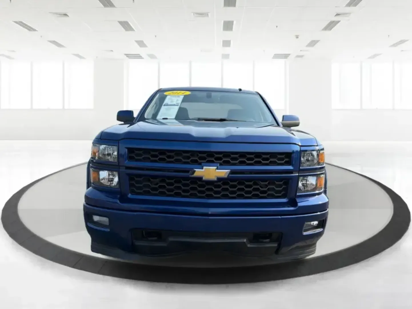 2014 Chevrolet Silverado 1500 1LT Double Cab 4WD (1GCVKREC9EZ) with an 5.3L V8 OHV 16V engine, 6-Speed Automatic transmission, located at 1184 Kauffman Ave, Fairborn, OH, 45324, (937) 908-9800, 39.807072, -84.030914 - Need a truck that can handle Ohio workweeks and still be ready for lake-day gear, home-improvement runs, or a weekend tow? This 2014 Chevrolet Silverado 1500 1LT Double Cab 4WD is built for real life-room for the crew, capability for the job site, and comfort for the commute from Fairborn to Wright-- Photo#7