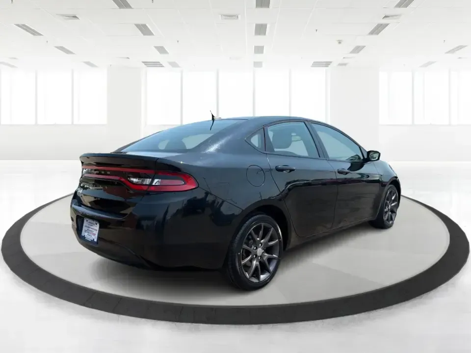 2016 Dodge Dart SE (1C3CDFAA6GD) with an 2.0L L4 DOHC 16V TURBO engine, located at 1230 East Main St, Xenia, OH, 45385, (937) 908-9800, 39.688026, -83.910172 - Need a smart, efficient daily driver for the Xenia-to-Dayton commute, campus runs, or weekend errands around Greene County? This 2016 Dodge Dart SE is the kind of practical sedan that fits real life-easy to park downtown, comfortable for longer drives on US-35, and roomy enough for five passengers w- Photo#2