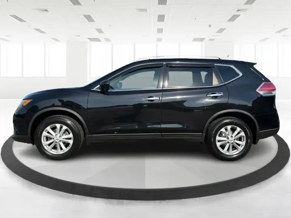 2016 Nissan Rogue SV AWD (KNMAT2MV2GP) with an 2.5L L4 DOHC 16V engine, Continuously Variable Transmission transmission, located at 8750 N County Rd 25A, Piqua, OH, 45356, (937) 908-9800, 40.164391, -84.232513 - Need an SUV that fits real life in West Central Ohio-school drop-offs, I-75 commutes, grocery runs, and the occasional weekend escape to a local park or festival? This **2016 Nissan Rogue SV AWD** is a practical, comfortable choice for families, commuters, and budget-conscious buyers who want year-r- Photo#5