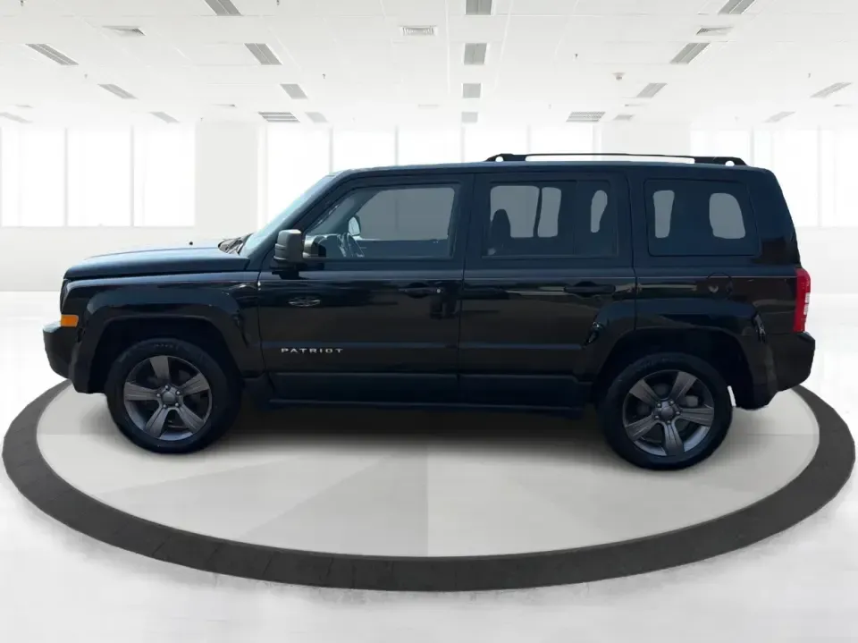 2014 Jeep Patriot Latitude 2WD (1C4NJPFA2ED) with an 2.0L L4 DOHC 16V engine, located at 8750 N County Rd 25A, Piqua, OH, 45356, (937) 908-9800, 40.164391, -84.232513 - Need a practical SUV for school runs, daily commutes to Troy or Dayton, and spontaneous weekend getaways without stretching the budget? This **2014 Jeep Patriot Latitude 2WD** is a smart, flexible choice for drivers who want SUV space, easy-to-live-with comfort, and a straightforward ownership exper- Photo#5