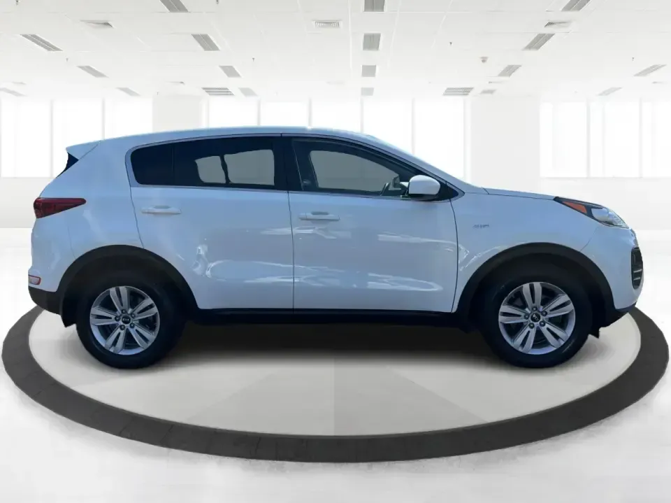 2017 Kia Sportage LX AWD (KNDPMCAC5H7) with an 2.4L V6 DOHC 24V engine, 6-Speed Automatic transmission, located at 1184 Kauffman Ave, Fairborn, OH, 45324, (937) 908-9800, 39.807072, -84.030914 - Weekend getaways to John Bryan State Park, snowy school runs, or the daily commute down I675-this 2017 Kia Sportage LX AWD is built for real life in the Miami Valley. With confident all-wheel drive and SUV versatility, it's a smart pick for drivers who want a practical crossover that can handle Ohio- Photo#1