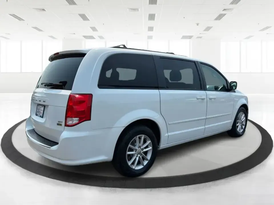 2016 Dodge Grand Caravan SXT (2C4RDGCG9GR) with an 3.6L V6 DOHC 24V engine, 6-Speed Automatic transmission, located at 1230 East Main St, Xenia, OH, 45385, (937) 908-9800, 39.688026, -83.910172 - Load up the kids, the coolers, and the weekend plans-this 2016 Dodge Grand Caravan SXT is built for real life in Xenia, from school drop-offs to road trips and everything in between. With seating for 7, flexible cargo space, and a comfortable ride, it's a practical pick for growing families, busy co- Photo#2