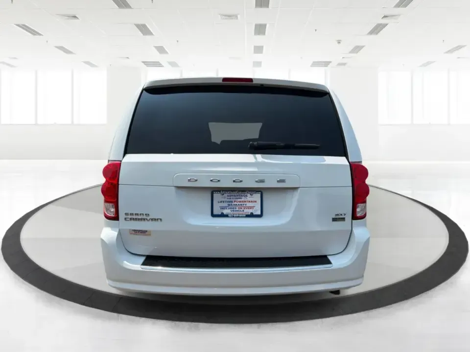 2016 Dodge Grand Caravan SXT (2C4RDGCG9GR) with an 3.6L V6 DOHC 24V engine, 6-Speed Automatic transmission, located at 1230 East Main St, Xenia, OH, 45385, (937) 908-9800, 39.688026, -83.910172 - Load up the kids, the coolers, and the weekend plans-this 2016 Dodge Grand Caravan SXT is built for real life in Xenia, from school drop-offs to road trips and everything in between. With seating for 7, flexible cargo space, and a comfortable ride, it's a practical pick for growing families, busy co- Photo#3