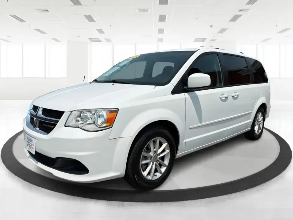 2016 Dodge Grand Caravan SXT (2C4RDGCG9GR) with an 3.6L V6 DOHC 24V engine, 6-Speed Automatic transmission, located at 1230 East Main St, Xenia, OH, 45385, (937) 908-9800, 39.688026, -83.910172 - Load up the kids, the coolers, and the weekend plans-this 2016 Dodge Grand Caravan SXT is built for real life in Xenia, from school drop-offs to road trips and everything in between. With seating for 7, flexible cargo space, and a comfortable ride, it's a practical pick for growing families, busy co- Photo#8