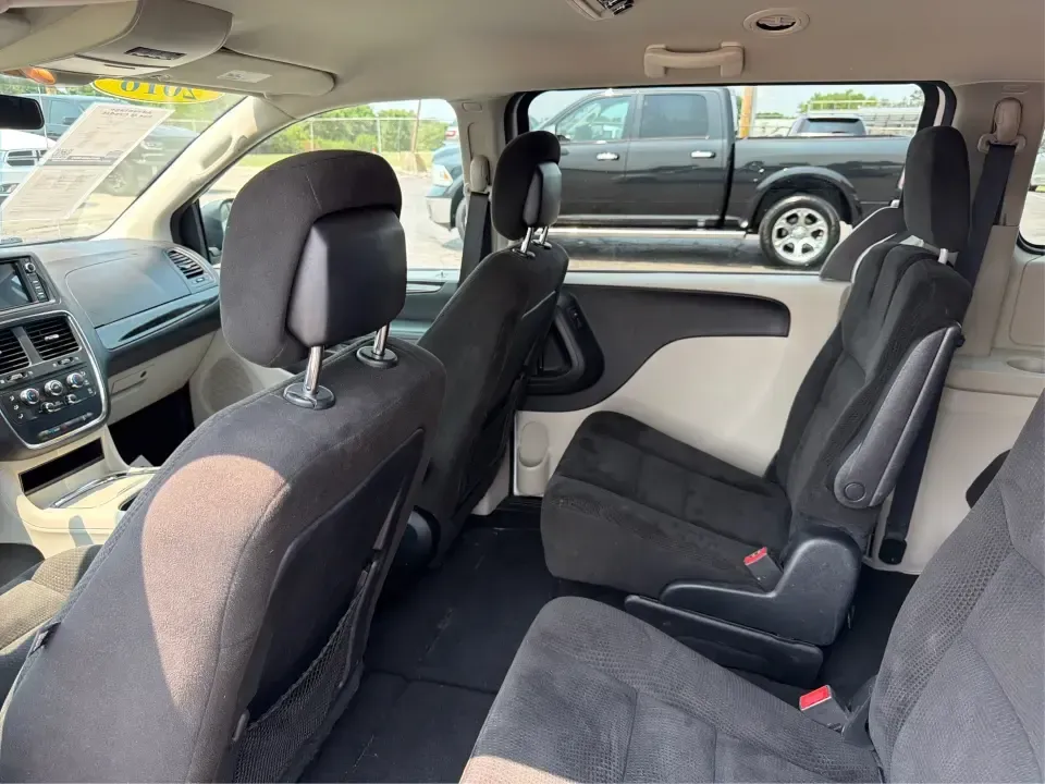 2016 Dodge Grand Caravan SXT (2C4RDGCG9GR) with an 3.6L V6 DOHC 24V engine, 6-Speed Automatic transmission, located at 1230 East Main St, Xenia, OH, 45385, (937) 908-9800, 39.688026, -83.910172 - Load up the kids, the coolers, and the weekend plans-this 2016 Dodge Grand Caravan SXT is built for real life in Xenia, from school drop-offs to road trips and everything in between. With seating for 7, flexible cargo space, and a comfortable ride, it's a practical pick for growing families, busy co- Photo#10