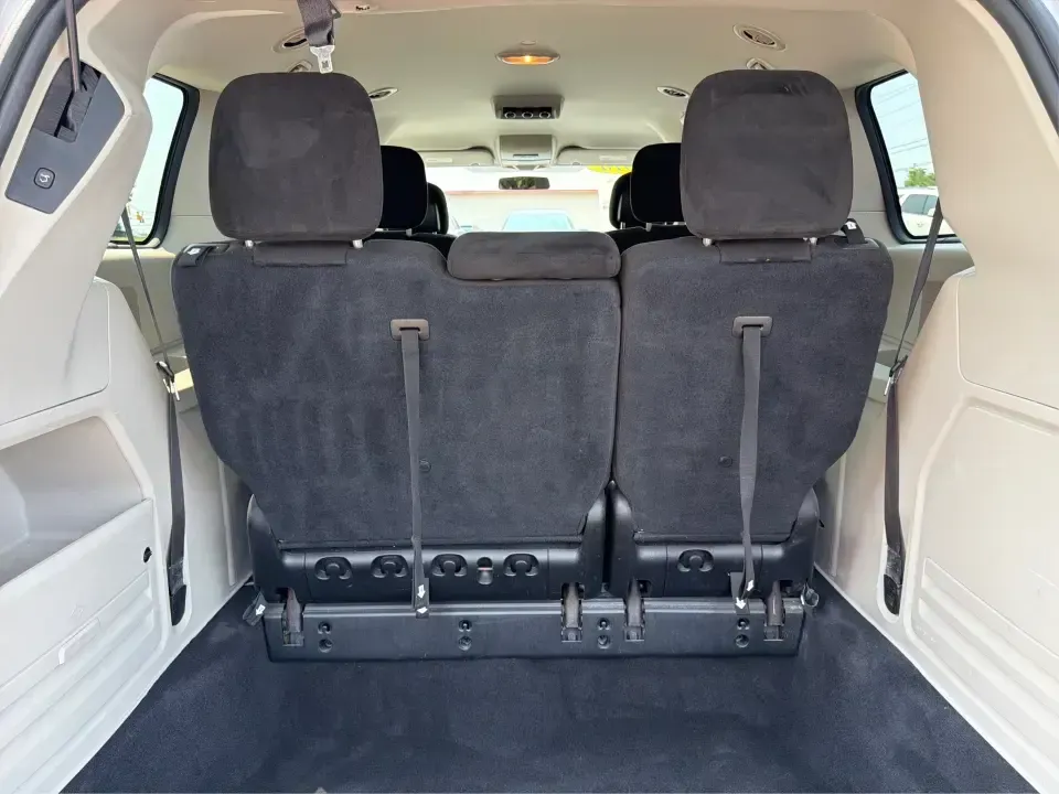 2016 Dodge Grand Caravan SXT (2C4RDGCG9GR) with an 3.6L V6 DOHC 24V engine, 6-Speed Automatic transmission, located at 1230 East Main St, Xenia, OH, 45385, (937) 908-9800, 39.688026, -83.910172 - Load up the kids, the coolers, and the weekend plans-this 2016 Dodge Grand Caravan SXT is built for real life in Xenia, from school drop-offs to road trips and everything in between. With seating for 7, flexible cargo space, and a comfortable ride, it's a practical pick for growing families, busy co- Photo#11