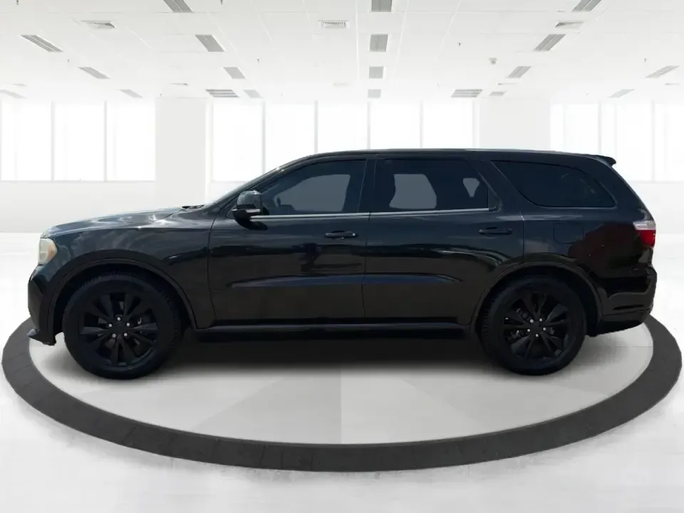 2013 Dodge Durango R/T AWD (1C4SDJCT3DC) with an 5.7L V8 OHV 16V engine, 5-Speed Automatic transmission, located at 1230 East Main St, Xenia, OH, 45385, (937) 908-9800, 39.688026, -83.910172 - Load up the crew, cue the playlist, and point the hood toward the next weekend getaway-this 2013 Dodge Durango R/T AWD is built for families and adventure-seekers who want V8 muscle, three-row space, and all-weather confidence for life in and around Xenia. Whether you're shuttling kids to practice,- Photo#5