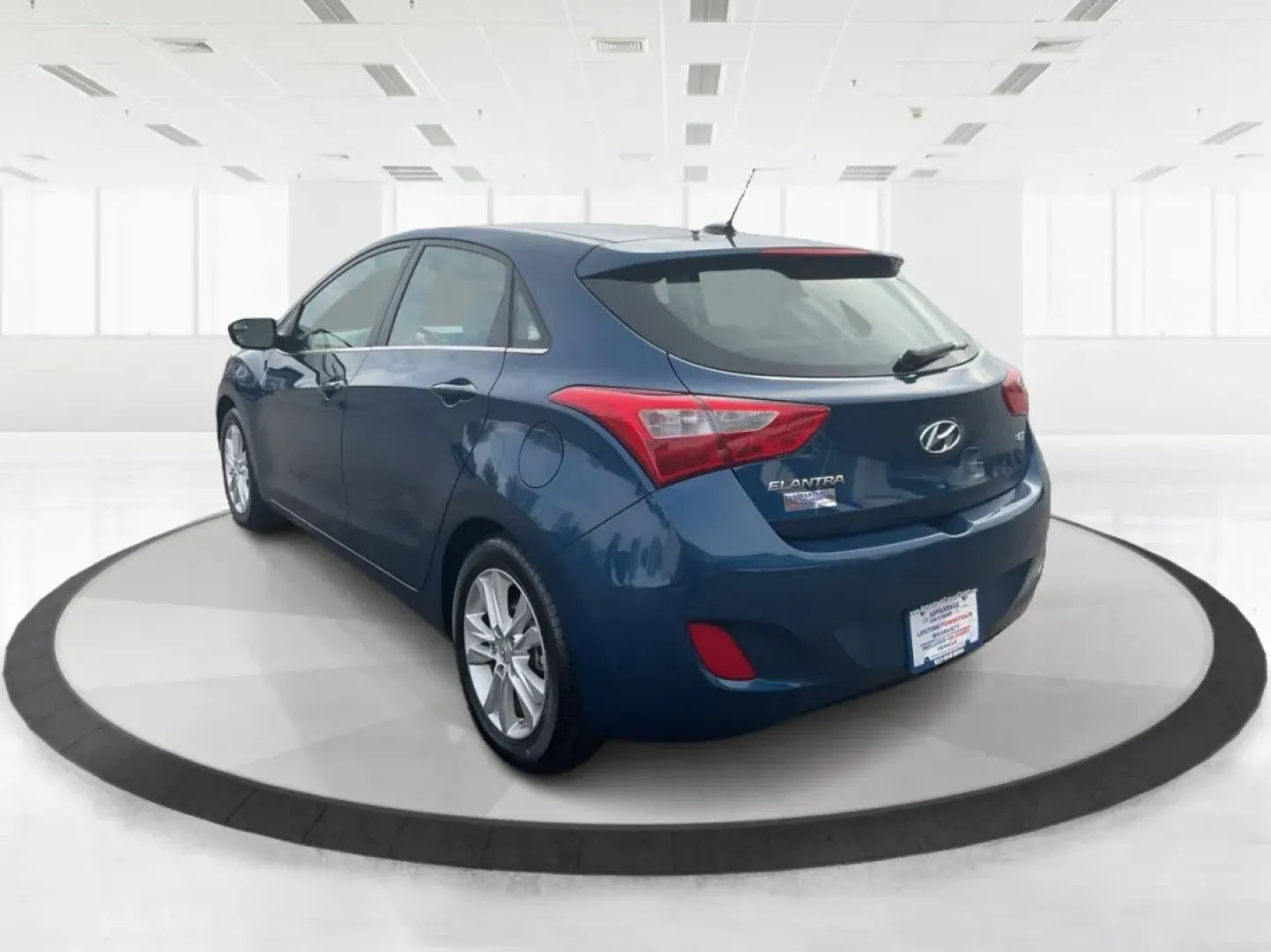 2014 Hyundai Elantra GT GT (KMHD35LH4EU) with an Other engine, located at 1230 East Main St, Xenia, OH, 45385, (937) 908-9800, 39.688026, -83.910172 - **Discover Your Next Adventure with the 2014 Hyundai Elantra GT at Advantage Car and Credit!**<br /> <br /> Are you searching for a reliable vehicle that fits seamlessly into both your daily routine and your weekend getaways? Look no further than the 2014 Hyundai Elantra GT, available at Advantage C - Photo#4