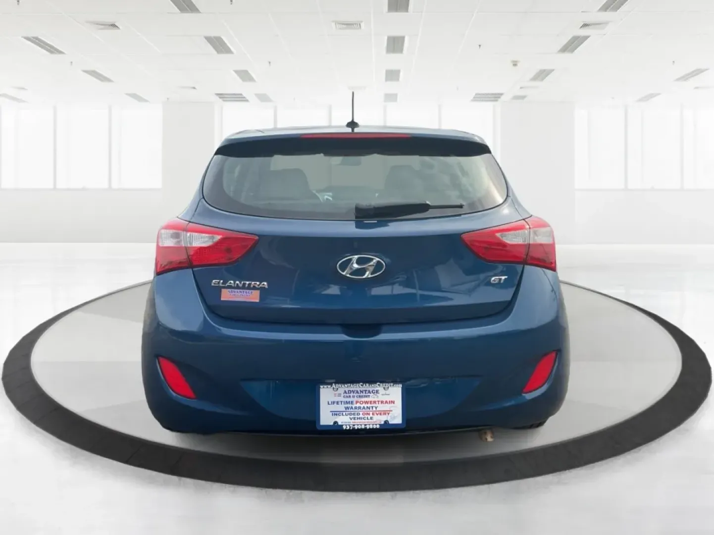 2014 Hyundai Elantra GT GT (KMHD35LH4EU) with an Other engine, located at 1184 Kauffman Ave, Fairborn, OH, 45324, (937) 908-9800, 39.807072, -84.030914 - **Discover Your Next Adventure with the 2014 Hyundai Elantra GT at Advantage Car and Credit!**<br /> <br /> Are you searching for a reliable vehicle that fits seamlessly into both your daily routine and your weekend getaways? Look no further than the 2014 Hyundai Elantra GT, available at Advantage C - Photo#3