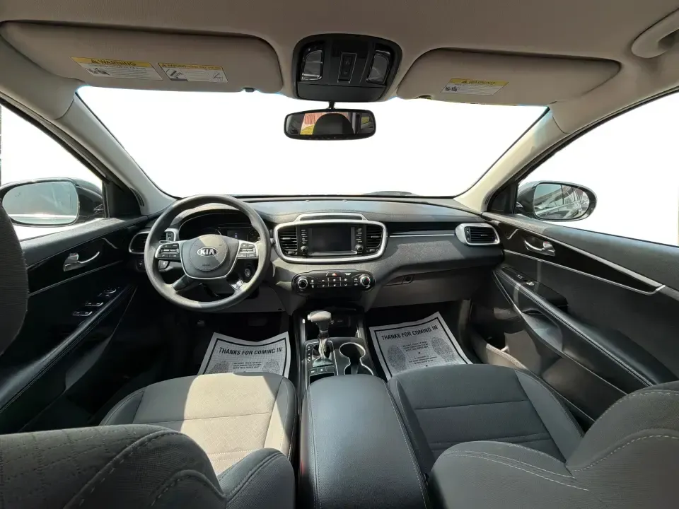 2020 Kia Sorento LX AWD (5XYPGDA33LG) with an 2.4L L4 DOHC 16V engine, 6-Speed Automatic transmission, located at 4508 South Dixie Dr, Moraine, OH, 45439, (937) 908-9800, 39.689976, -84.218452 - Whether you're shuttling kids to practice, commuting across Dayton, or loading up for a weekend road trip to Carillon Historical Park, this 2020 Kia Sorento LX AWD is built for real life in Southwest Ohio. With seating for up to 7 passengers, available cargo flexibility, and confidence-boosting AWD,- Photo#21