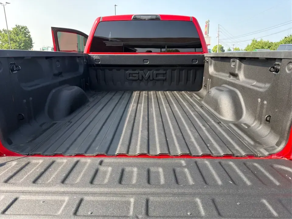 2016 GMC Sierra 1500 SLE Double Cab 4WD (1GTV2MEC4GZ) with an 5.3L V8 OHV 16V engine, 6-Speed Automatic transmission, located at 1951 S Dayton Lakeview Rd., New Carlisle, OH, 45344, (937) 908-9800, 39.890999, -84.050255 - If your weekends revolve around towing the boat to Buck Creek, hauling lumber for a home project, or packing up the family for a day at George Rogers Clark Park, this Cardinal Red 2016 GMC Sierra 1500 SLE Double Cab 4WD is the kind of truck that fits real life in New Carlisle. It's built for Ohio se- Photo#12