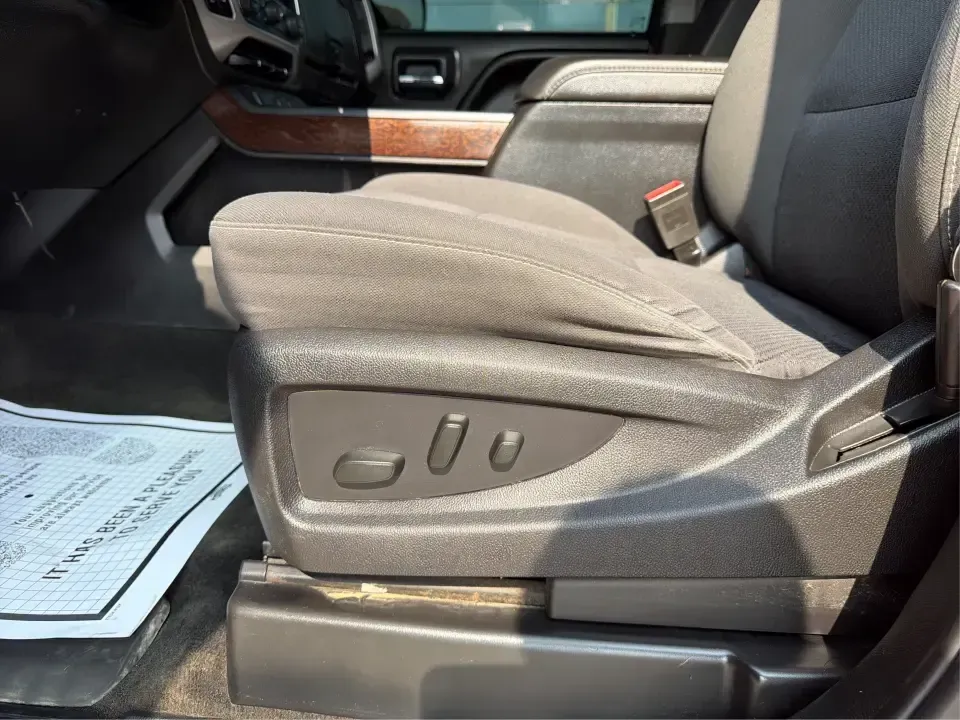 2016 GMC Sierra 1500 SLE Double Cab 4WD (1GTV2MEC4GZ) with an 5.3L V8 OHV 16V engine, 6-Speed Automatic transmission, located at 1951 S Dayton Lakeview Rd., New Carlisle, OH, 45344, (937) 908-9800, 39.890999, -84.050255 - If your weekends revolve around towing the boat to Buck Creek, hauling lumber for a home project, or packing up the family for a day at George Rogers Clark Park, this Cardinal Red 2016 GMC Sierra 1500 SLE Double Cab 4WD is the kind of truck that fits real life in New Carlisle. It's built for Ohio se- Photo#18