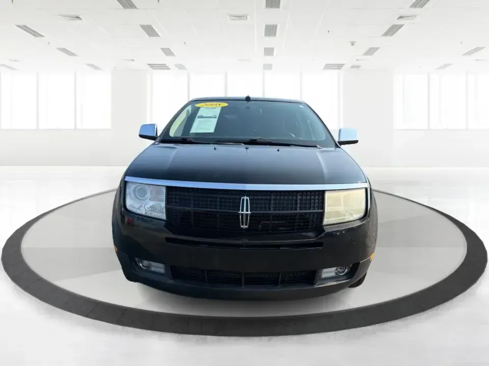 2008 Lincoln MKX AWD (2LMDU88C78B) with an 3.5L V6 DOHC 24V engine, 6-Speed Automatic Overdrive transmission, located at 401 Woodman Dr, Riverside, OH, 45431, (937) 908-9800, 39.760899, -84.123421 - Need a comfortable, confident SUV for Ohio's four-season driving-something that can handle rainy commutes, snowy mornings, and weekend getaways without feeling like a bare-bones budget ride? This 2008 Lincoln MKX AWD delivers a premium, road-trip-ready experience with upscale comfort for five, a smo- Photo#7