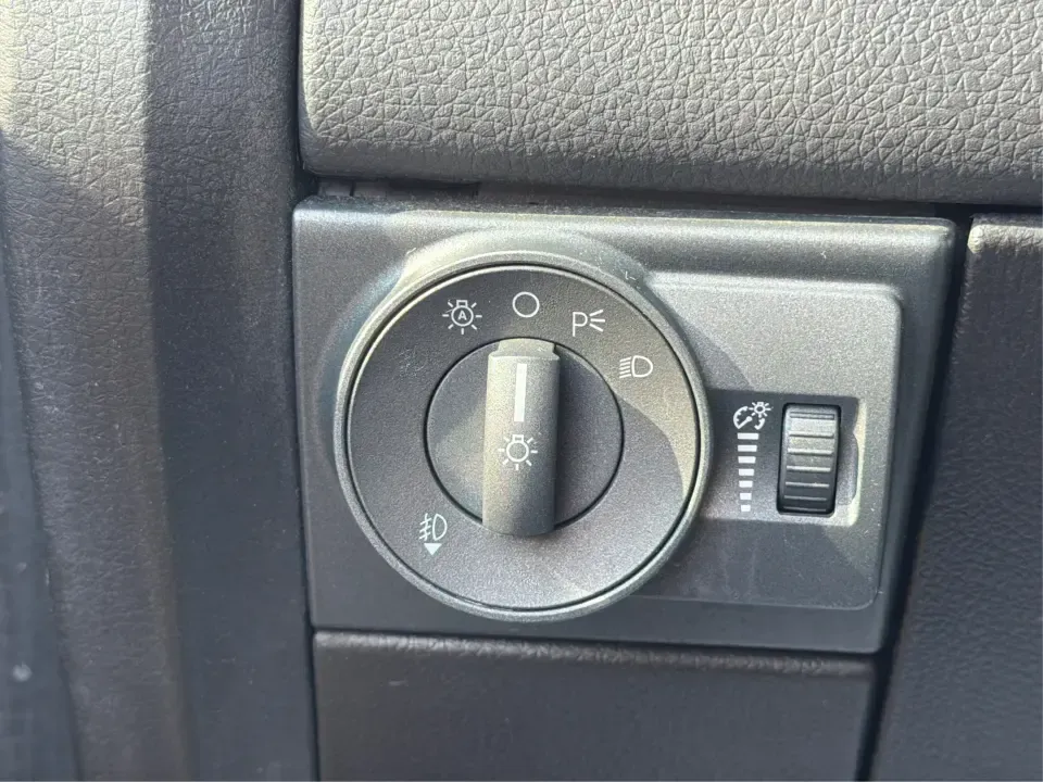 2008 Lincoln MKX AWD (2LMDU88C78B) with an 3.5L V6 DOHC 24V engine, 6-Speed Automatic Overdrive transmission, located at 401 Woodman Dr, Riverside, OH, 45431, (937) 908-9800, 39.760899, -84.123421 - Need a comfortable, confident SUV for Ohio's four-season driving-something that can handle rainy commutes, snowy mornings, and weekend getaways without feeling like a bare-bones budget ride? This 2008 Lincoln MKX AWD delivers a premium, road-trip-ready experience with upscale comfort for five, a smo- Photo#16