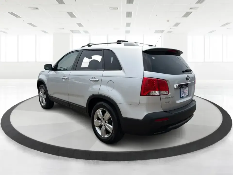 2012 Kia Sorento EX 4WD (5XYKUCA68CG) with an 2.4L L4 DOHC 16V engine, 6-Speed Automatic transmission, located at 1099 N County Rd 25A , Troy, OH, 45373, (937) 908-9800, 40.057079, -84.212883 - Weekend escapes to Caesar Creek, snowy school-drop mornings, and everyday errands up and down I75 feel a lot easier when you've got a comfortable SUV with real all-weather capability. This 2012 Kia Sorento EX 4WD is a smart pick for Troy drivers who want a practical, family-friendly ride that's equa- Photo#4