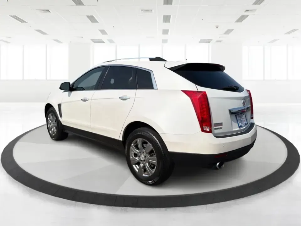 2015 Cadillac SRX Luxury Collection FWD (3GYFNBE33FS) with an 3.6L V6 DOHC 24V FFV engine, 6-Speed Automatic transmission, located at 8750 N County Rd 25A, Piqua, OH, 45356, (937) 908-9800, 40.164391, -84.232513 - Upgrade your daily drive with a luxury SUV that fits real life-school drop-offs, long commutes to Dayton, and comfortable weekend getaways up I75. This 2015 Cadillac SRX Luxury Collection FWD blends upscale style with practical space for five, making it a smart pick for growing families, busy profes- Photo#4