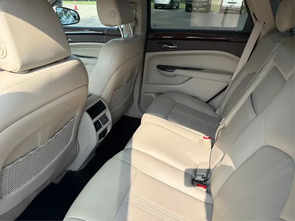 2015 Cadillac SRX Luxury Collection FWD (3GYFNBE33FS) with an 3.6L V6 DOHC 24V FFV engine, 6-Speed Automatic transmission, located at 8750 N County Rd 25A, Piqua, OH, 45356, (937) 908-9800, 40.164391, -84.232513 - Upgrade your daily drive with a luxury SUV that fits real life-school drop-offs, long commutes to Dayton, and comfortable weekend getaways up I75. This 2015 Cadillac SRX Luxury Collection FWD blends upscale style with practical space for five, making it a smart pick for growing families, busy profes- Photo#10