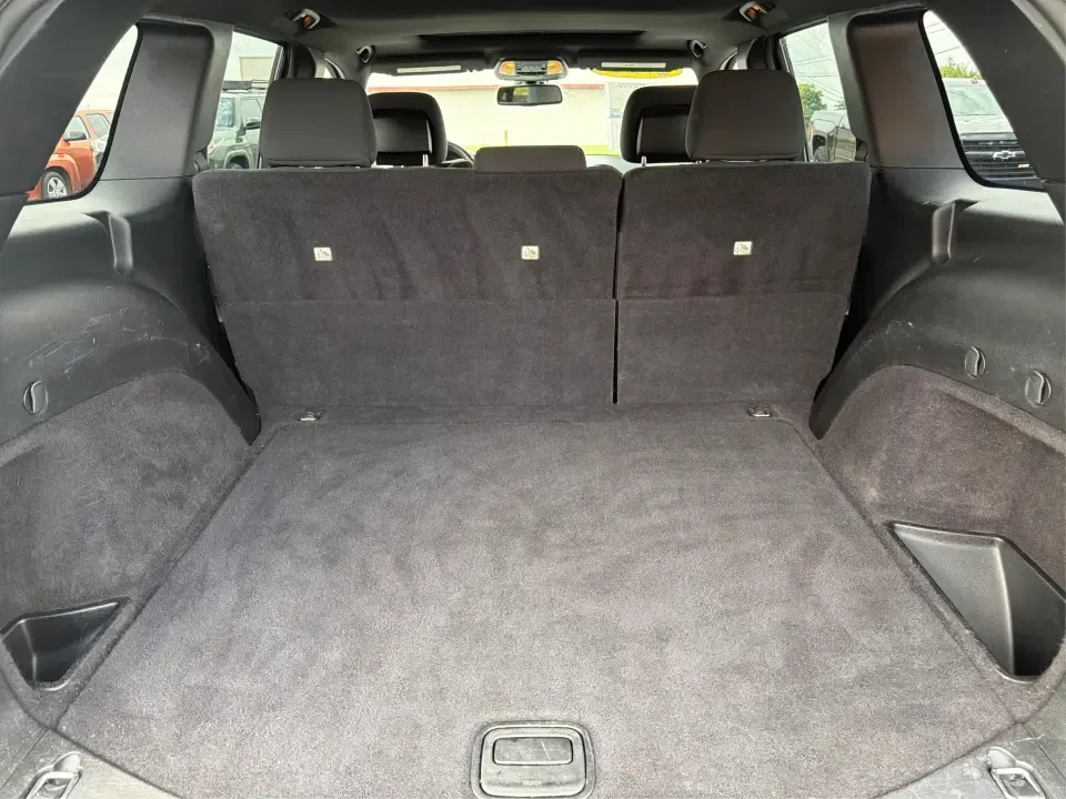 2014 Jeep Grand Cherokee Laredo 4WD (1C4RJFAG9EC) with an 3.6L V6 DOHC 24V engine, 5-Speed Automatic transmission, located at 1099 N County Rd 25A , Troy, OH, 45373, (937) 908-9800, 40.057079, -84.212883 - Picture your next Ohio weekend: the kids and gear loaded up, a cooler in the back, and you cruising out of Troy toward Charleston Falls Preserve or a fall drive through the Miami County countryside-confident that changing weather and back roads won't change your plans. This 2014 Jeep Grand Cherokee- Photo#11