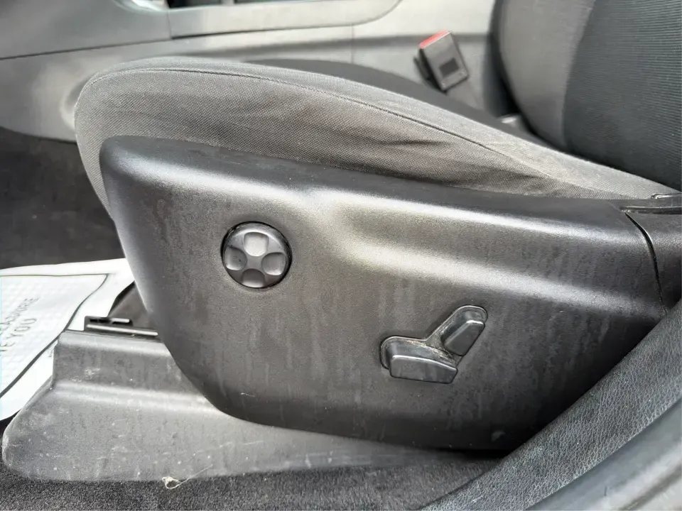 2014 Jeep Grand Cherokee Laredo 4WD (1C4RJFAG9EC) with an 3.6L V6 DOHC 24V engine, 5-Speed Automatic transmission, located at 1099 N County Rd 25A , Troy, OH, 45373, (937) 908-9800, 40.057079, -84.212883 - Picture your next Ohio weekend: the kids and gear loaded up, a cooler in the back, and you cruising out of Troy toward Charleston Falls Preserve or a fall drive through the Miami County countryside-confident that changing weather and back roads won't change your plans. This 2014 Jeep Grand Cherokee- Photo#17
