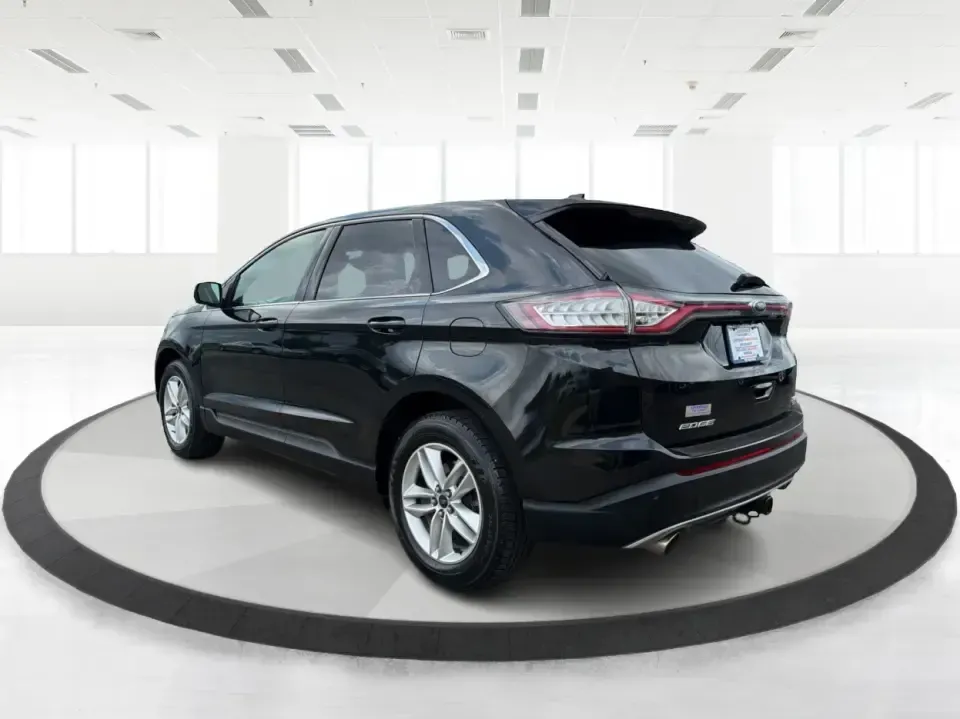 2015 Ford Edge SEL AWD (2FMTK4J92FB) with an 2.0L L4 DOHC 16V engine, 6-Speed Automatic transmission, located at 1230 East Main St, Xenia, OH, 45385, (937) 908-9800, 39.688026, -83.910172 - When your week is packed with school drop-offs, long commutes, and last-minute weekend getaways, you need an SUV that fits real life-comfortable for five, confident in Ohio weather, and ready to haul groceries, sports gear, or luggage without feeling cramped. This 2015 Ford Edge SEL AWD is a smart m- Photo#4