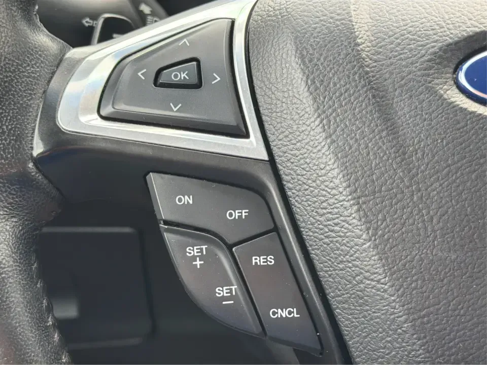 2015 Ford Edge SEL AWD (2FMTK4J92FB) with an 2.0L L4 DOHC 16V engine, 6-Speed Automatic transmission, located at 1230 East Main St, Xenia, OH, 45385, (937) 908-9800, 39.688026, -83.910172 - When your week is packed with school drop-offs, long commutes, and last-minute weekend getaways, you need an SUV that fits real life-comfortable for five, confident in Ohio weather, and ready to haul groceries, sports gear, or luggage without feeling cramped. This 2015 Ford Edge SEL AWD is a smart m- Photo#15