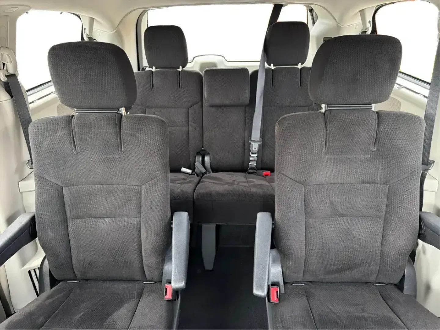 2014 Chrysler Town and Country Touring (2C4RC1BG7ER) with an 3.6L V6 DOHC 24V engine, 6-Speed Automatic transmission, located at 880 E. National Road, Vandalia, OH, 45377, (937) 908-9800, 39.891918, -84.183594 - Whether you're shuttling kids to practice, commuting up and down I-75, or packing up for a weekend at the National Museum of the U.S. Air Force, a minivan that's comfortable, capable, and easy to live with can make every day smoother. This 2014 Chrysler Town and Country Touring is built for real-l- Photo#14
