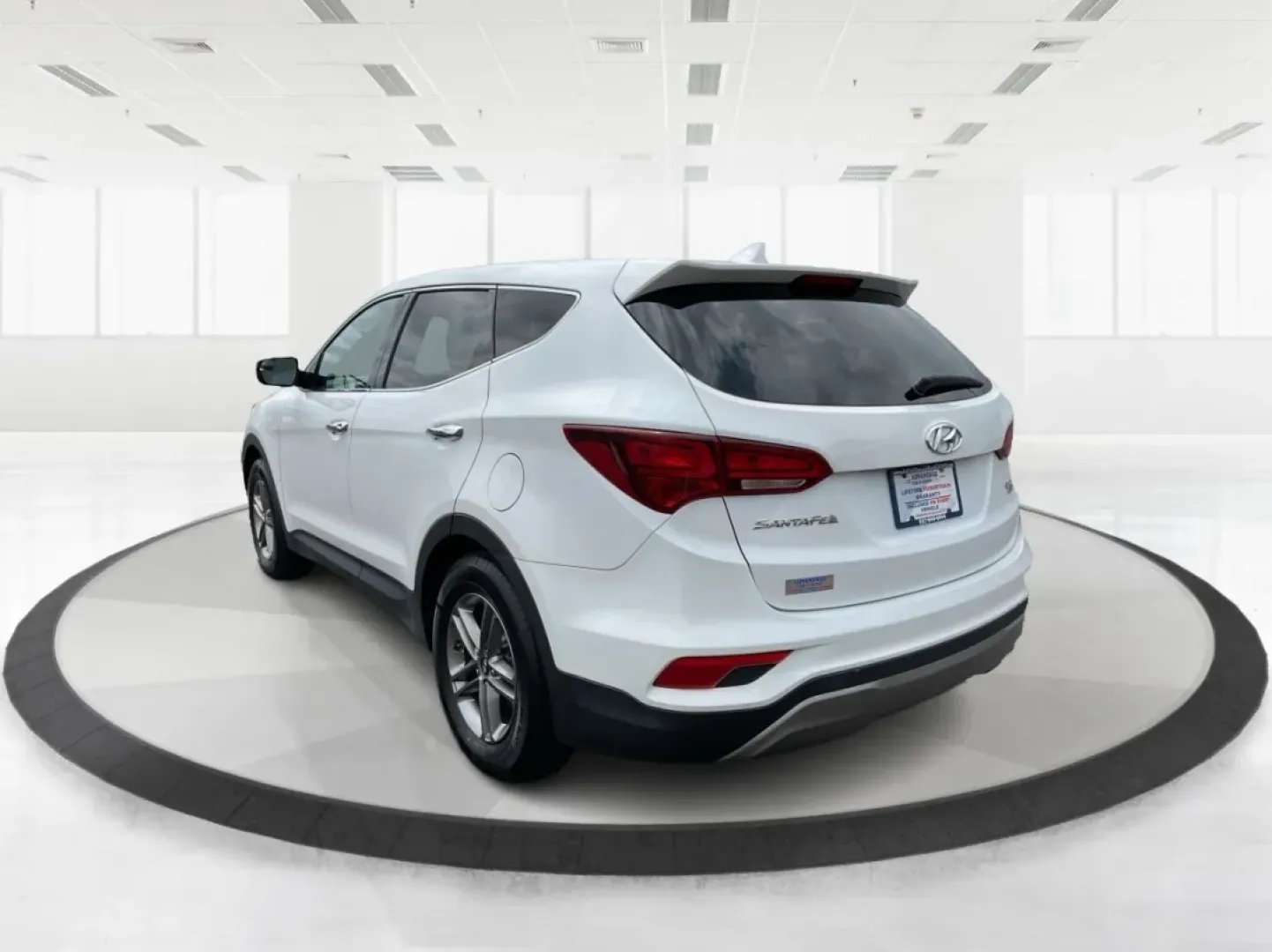 2017 Hyundai Santa Fe 2.4L (5NMZTDLB4HH) with an Theta II 2.4L I-4 gasoline direct injection engine, located at 1184 Kauffman Ave, Fairborn, OH, 45324, (937) 908-9800, 39.807072, -84.030914 - **Discover Your Next Adventure with the 2017 Hyundai Santa Fe Sport at Advantage Car and Credit!**<br /> <br /> Are you ready to elevate your lifestyle and embrace the adventures waiting for you? Whether you're a growing family in need of space, a daily commuter looking for comfort, or an outdoor en - Photo#4