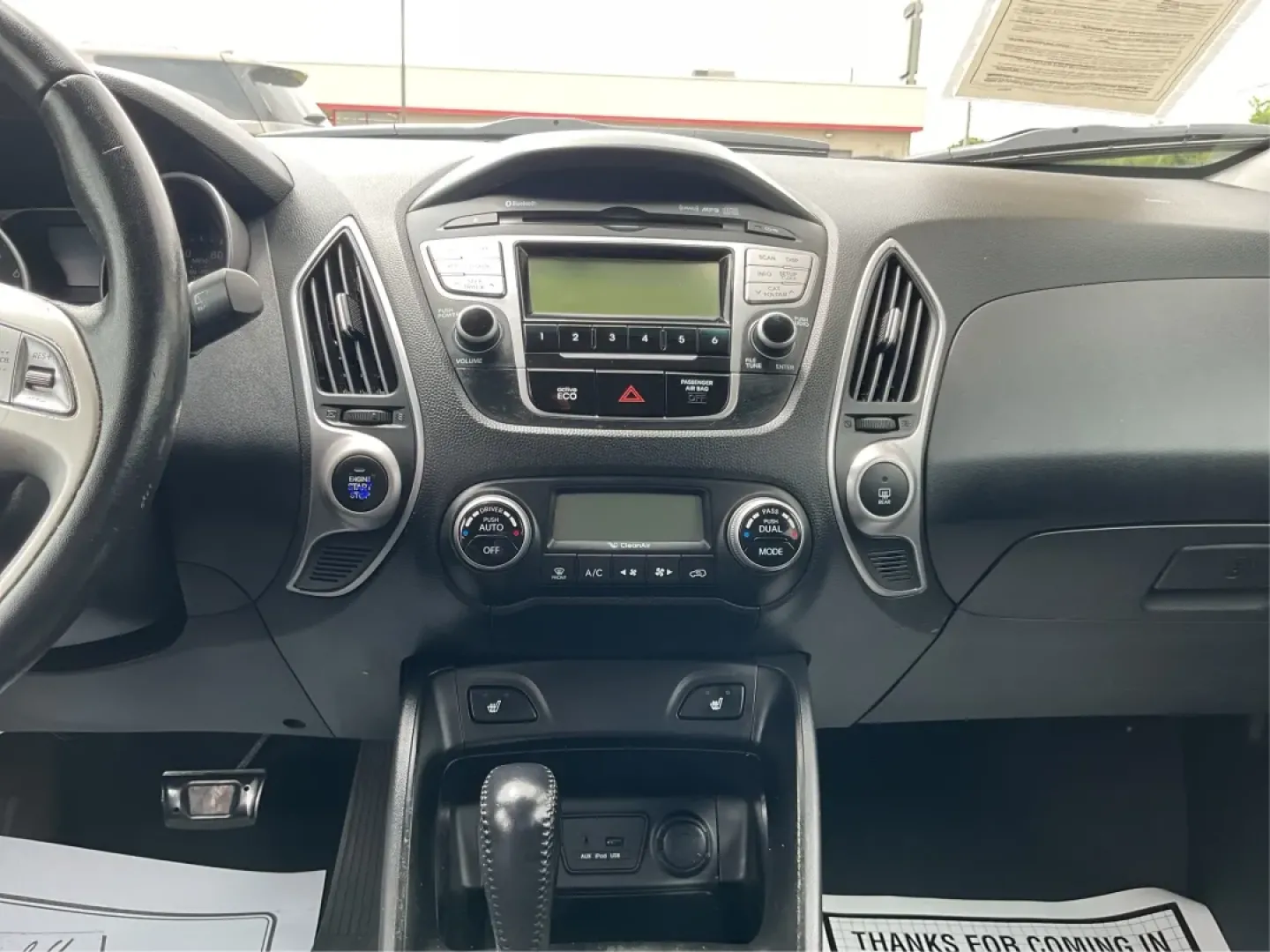 2013 Hyundai Tucson Limited (KM8JUCAC4DU) with an Other engine, located at 4508 South Dixie Dr, Moraine, OH, 45439, (937) 908-9800, 39.689976, -84.218452 - **Discover Your New Adventure Vehicle: 2013 Hyundai Tucson Limited at Advantage Car and Credit!** <br /> <br /> Are you searching for the perfect SUV that combines style, comfort, and versatility? Look no further than this striking 2013 Hyundai Tucson Limited, located right here at Advantage Car an - Photo#11