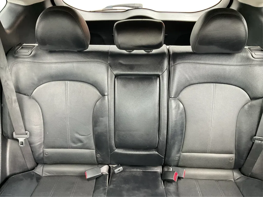 2013 Hyundai Tucson Limited (KM8JUCAC4DU) with an Other engine, located at 4508 South Dixie Dr, Moraine, OH, 45439, (937) 908-9800, 39.689976, -84.218452 - **Discover Your New Adventure Vehicle: 2013 Hyundai Tucson Limited at Advantage Car and Credit!** <br /> <br /> Are you searching for the perfect SUV that combines style, comfort, and versatility? Look no further than this striking 2013 Hyundai Tucson Limited, located right here at Advantage Car an - Photo#13