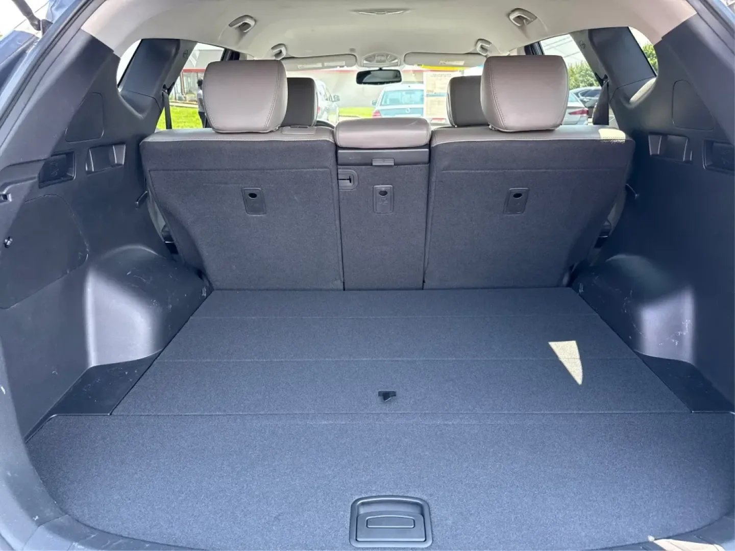 2013 Hyundai Santa Fe Sport 2.0T (5XYZU3LA1DG) with an Theta II 2L I-4 gasoline direct injection engine, located at 880 E. National Road, Vandalia, OH, 45377, (937) 908-9800, 39.891918, -84.183594 - **Discover Adventure with the 2013 Hyundai Santa Fe at Advantage Car and Credit!**<br /> <br /> Are you ready to embrace the open road? Whether you're planning a weekend getaway or commuting to work, the 2013 Hyundai Santa Fe Sport 2.0T is the perfect vehicle to elevate your lifestyle. Designed for - Photo#12