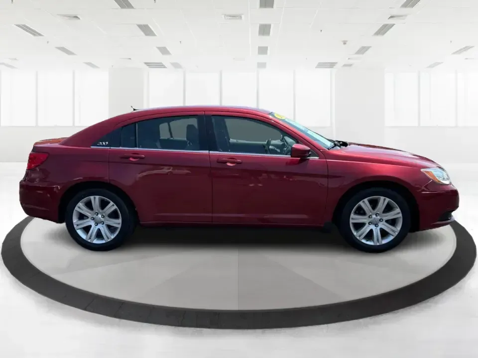 2014 Chrysler 200 Touring (1C3CCBBB6EN) with an 2.4L L4 DOHC 16V engine, 6-Speed Automatic transmission, located at 8750 N County Rd 25A, Piqua, OH, 45356, (937) 908-9800, 40.164391, -84.232513 - **Discover Freedom and Comfort with this 2014 Chrysler 200 Touring at Advantage Car and Credit!**<br /> <br /> Are you ready to elevate your driving experience? Whether you're a busy professional looking for a reliable daily commuter or a growing family in need of a safe and stylish sedan, the 2014 - Photo#1